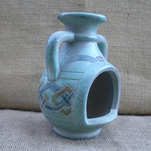 Vintage Celtic Knotwork Pottery Jar Candle Holder - Picture 8 of 16